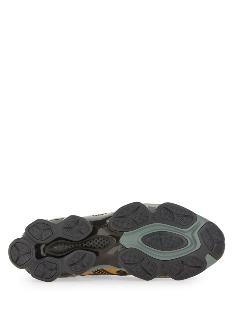 gel-quantum kinetic sneaker by Selfnex