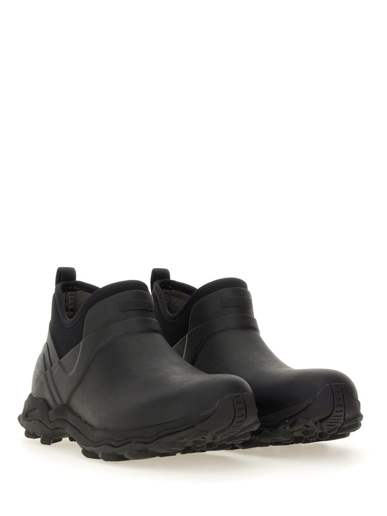chelsea boot in black by Selfnex