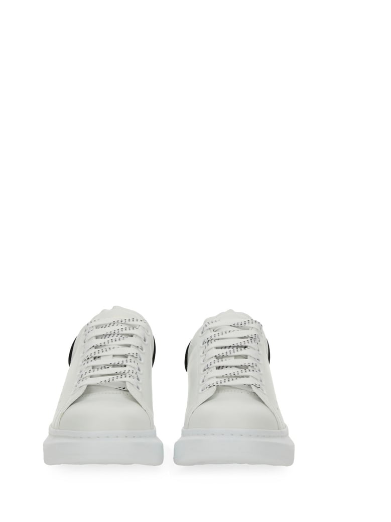 oversized sneaker by Selfnex
