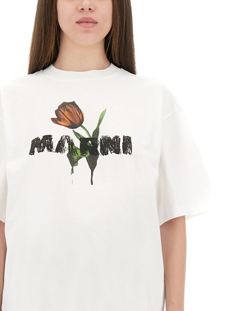 white cotton t-shirt with tulip print by Selfnex