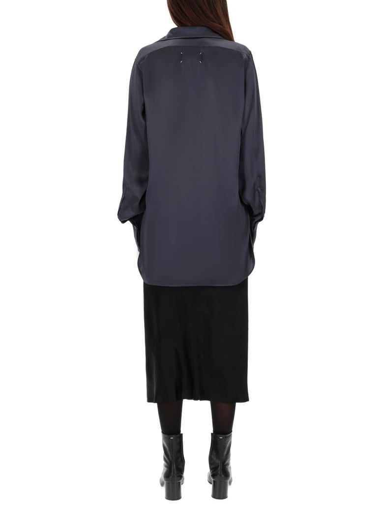 long-sleeved shirt in grey by Selfnex