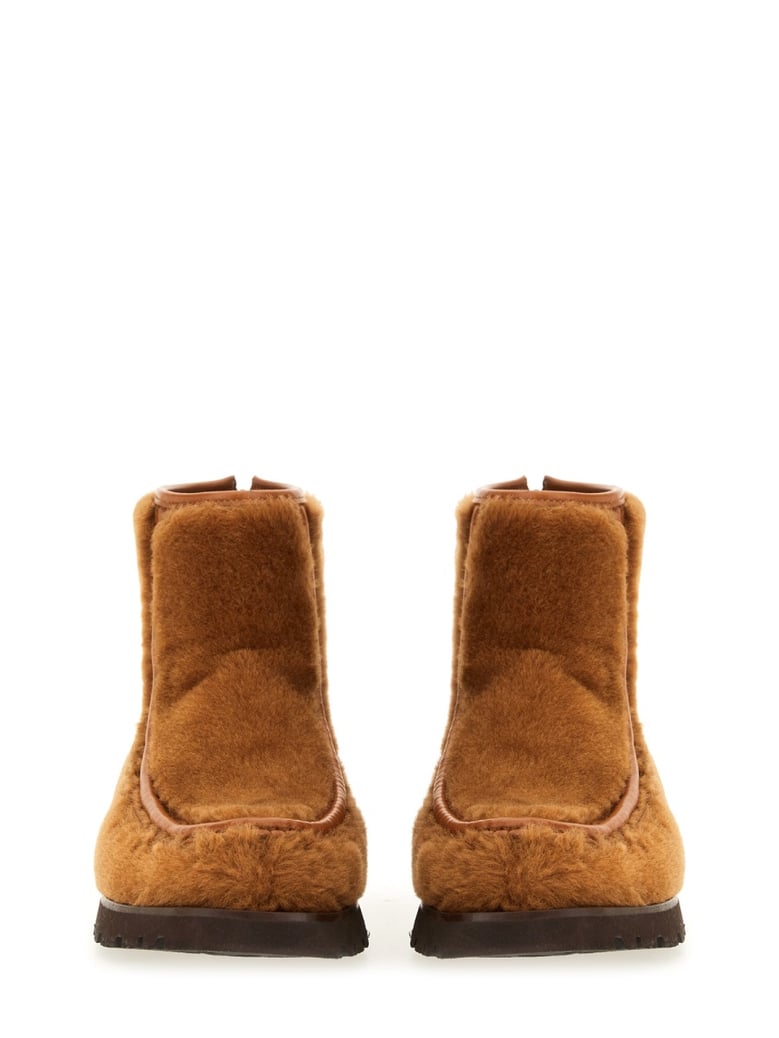 boot with zipper by Selfnex