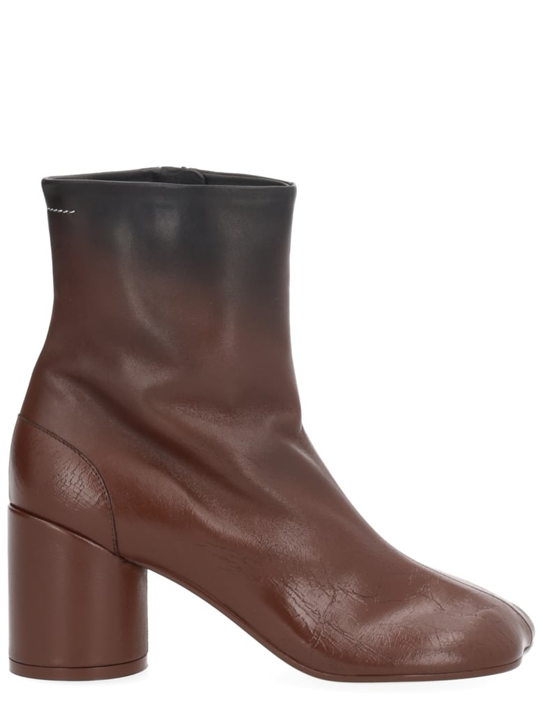 anatomic boots by Selfnex