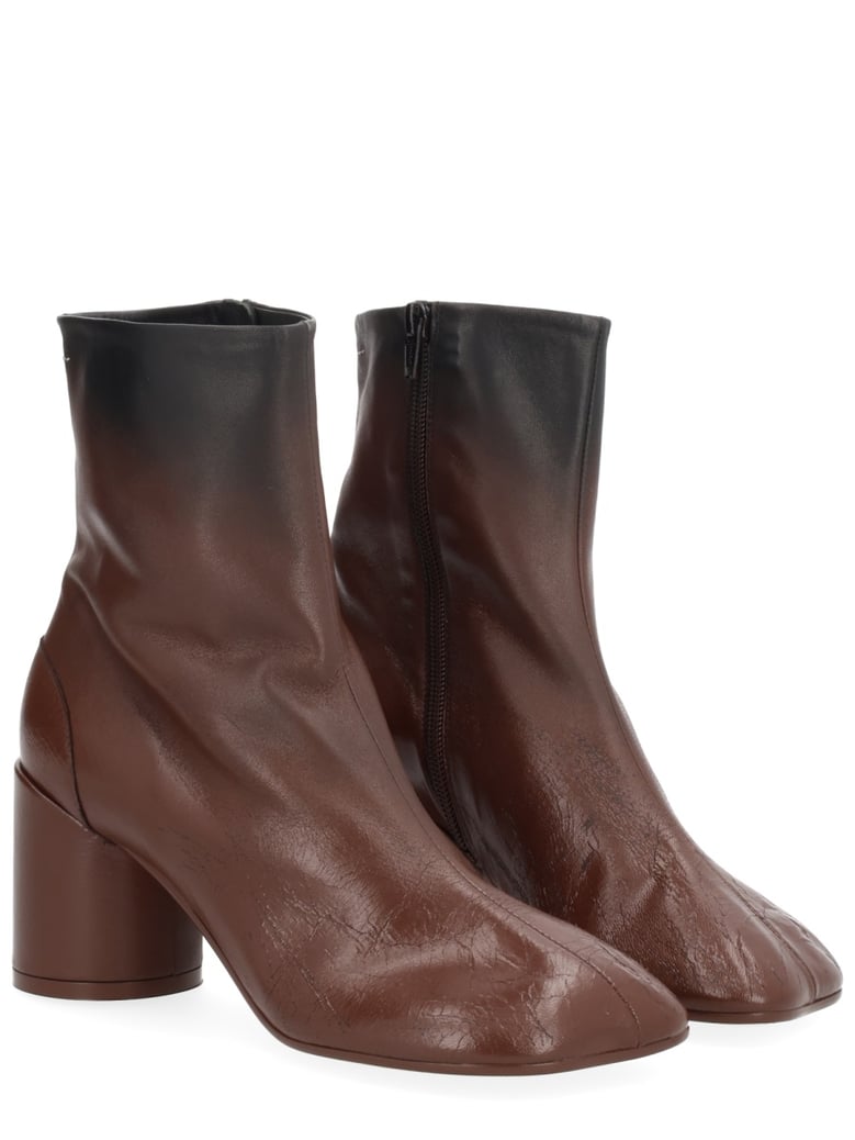 anatomic boots by Selfnex