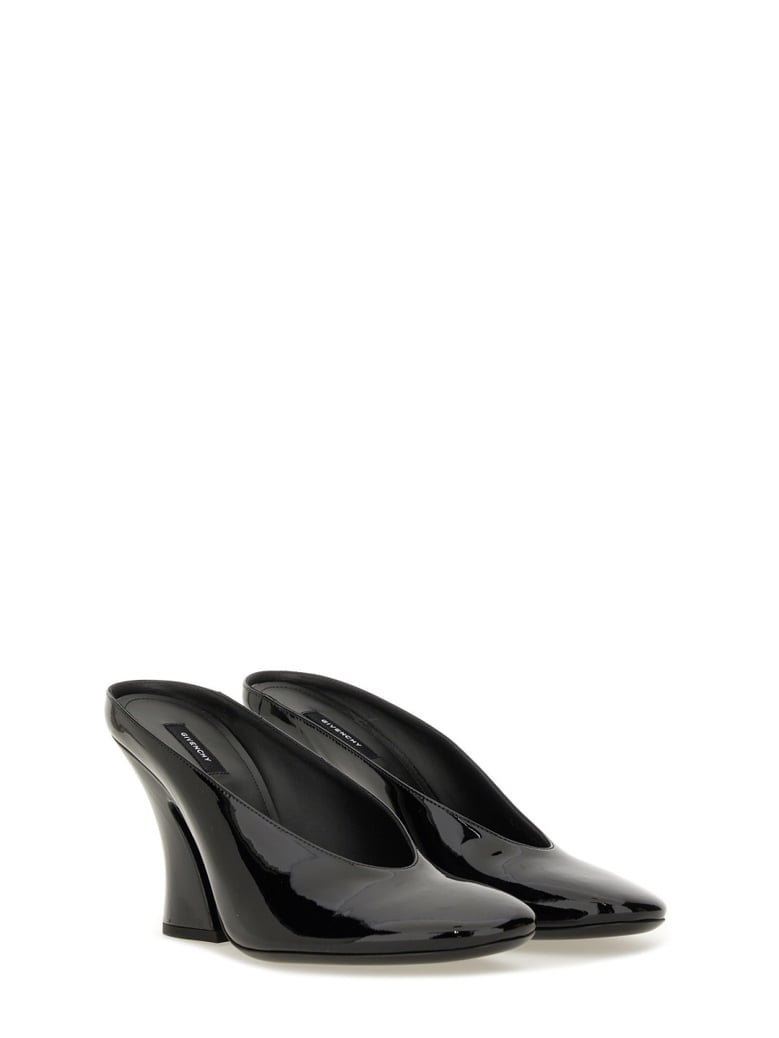 sculpted leather pumps by Selfnex