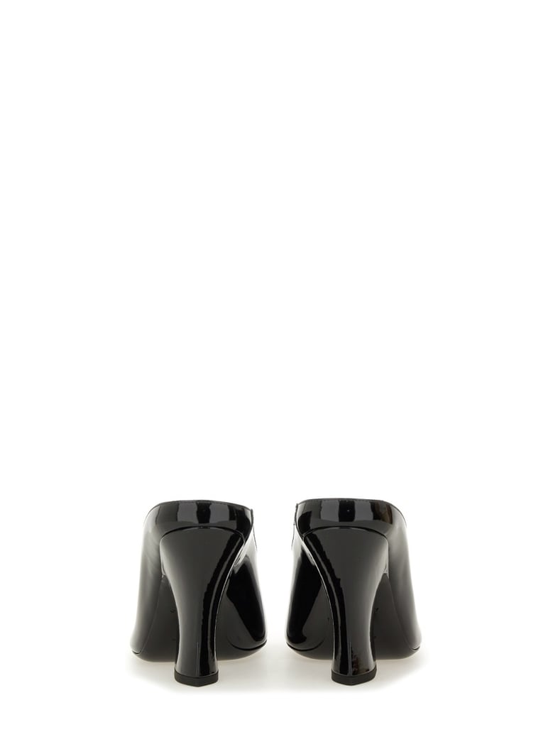 sculpted leather pumps by Selfnex