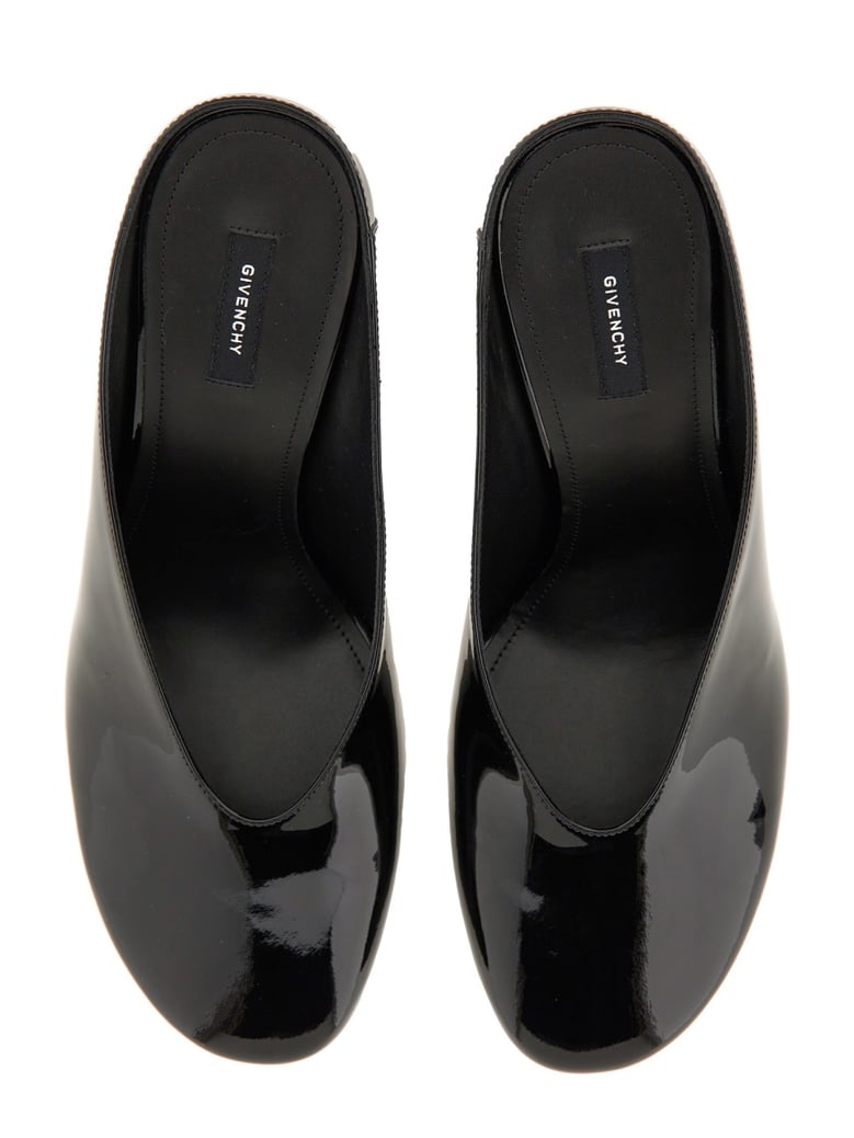 sculpted leather pumps by Selfnex