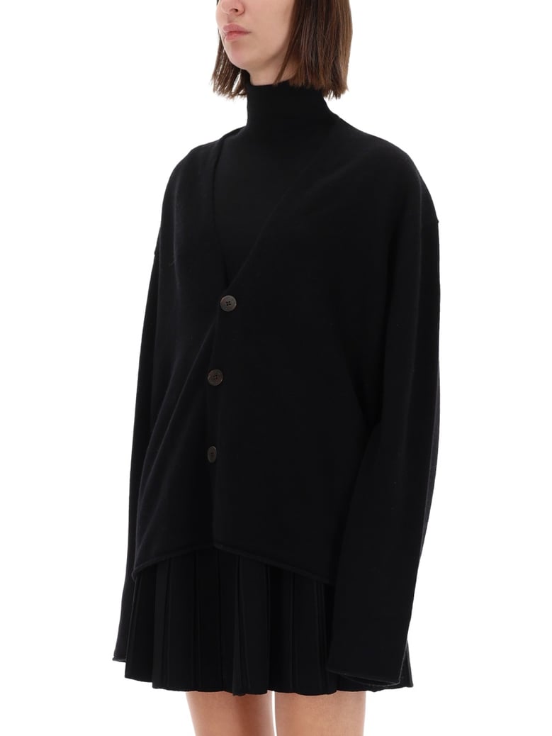 cashmere cardigan in black by Selfnex