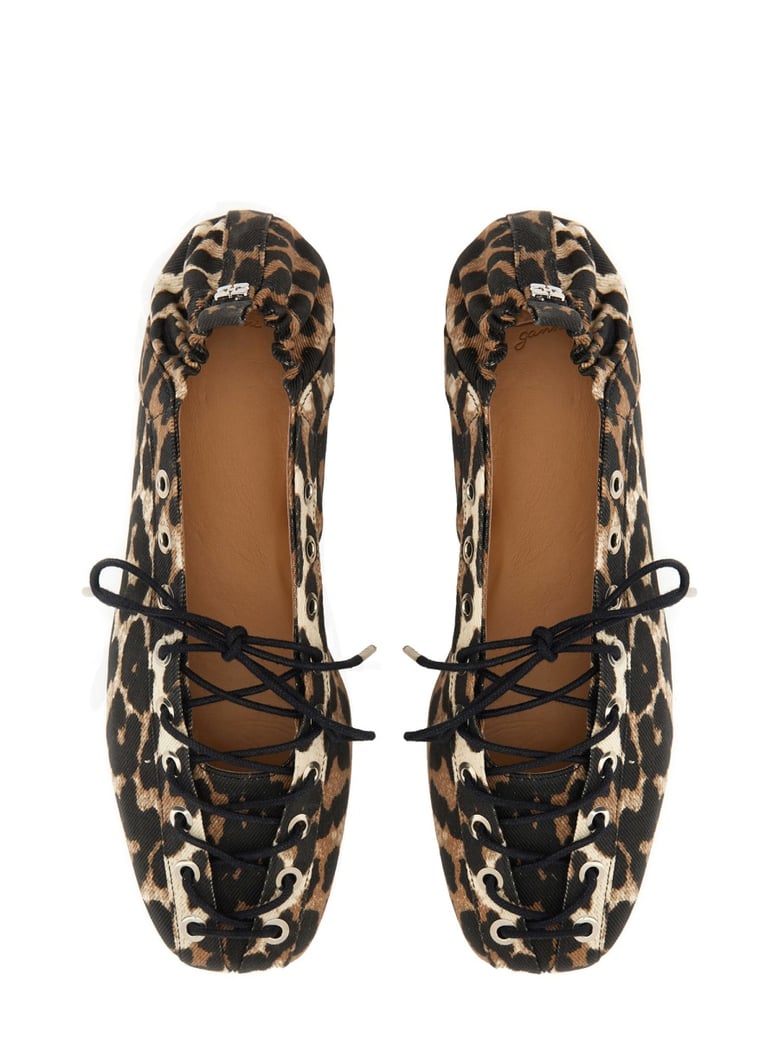 ballerina lace-up in animalier by Selfnex