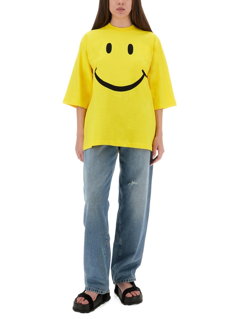 smile t-shirt by Selfnex