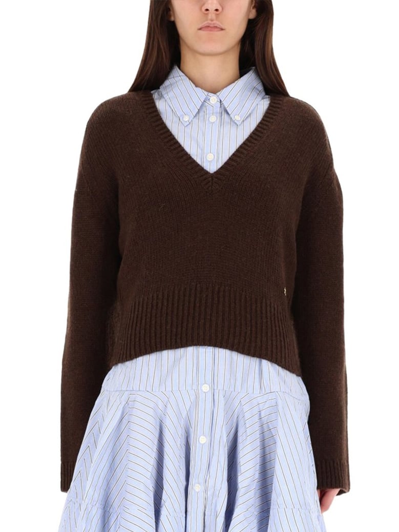 v-neck sweater in brown by Selfnex