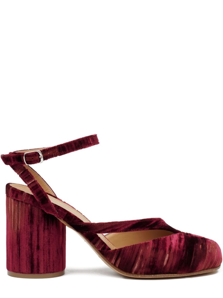tabi chenille sandal by Selfnex