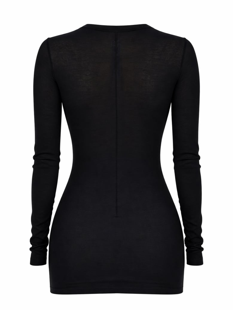 long-sleeved t-shirt in black by Selfnex