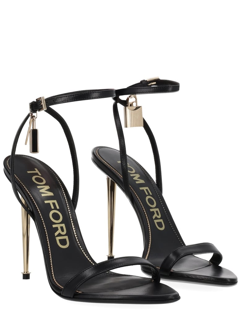 heeled sandal in black leather by Selfnex