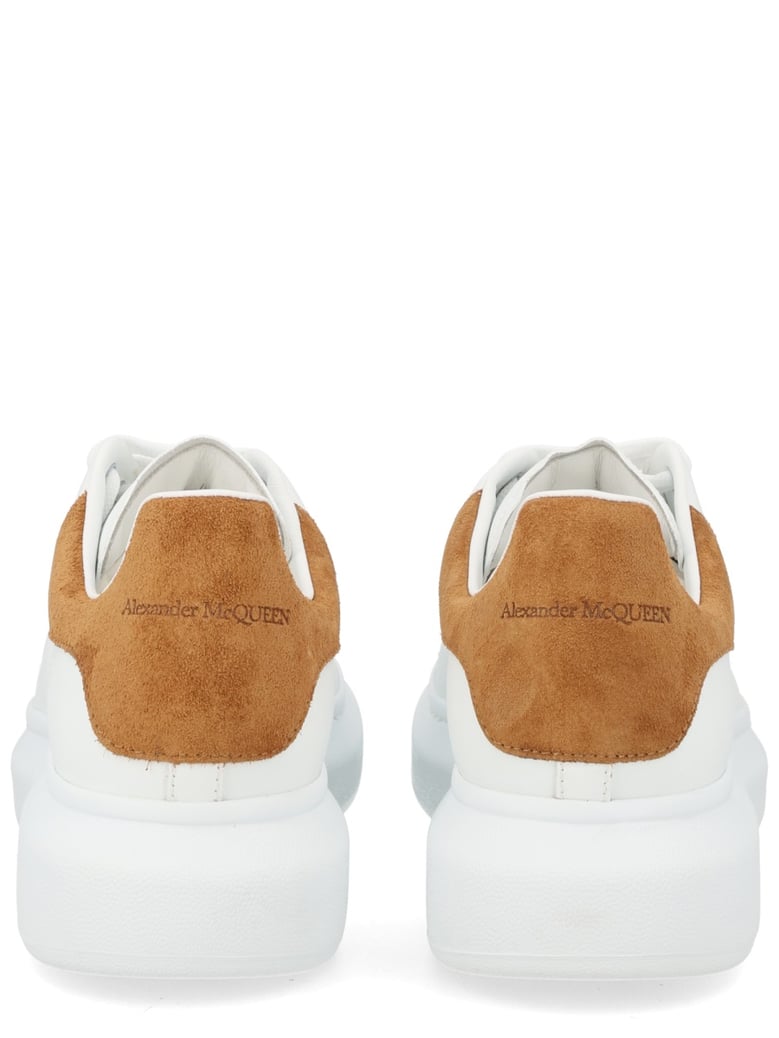 oversize sneaker by Selfnex