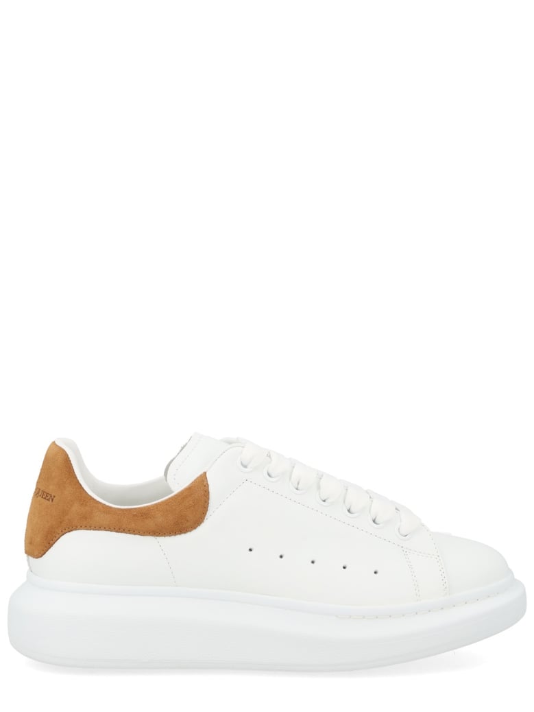 oversize sneaker by Selfnex