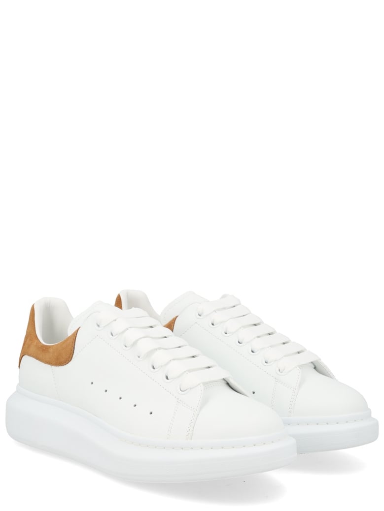 oversize sneaker by Selfnex