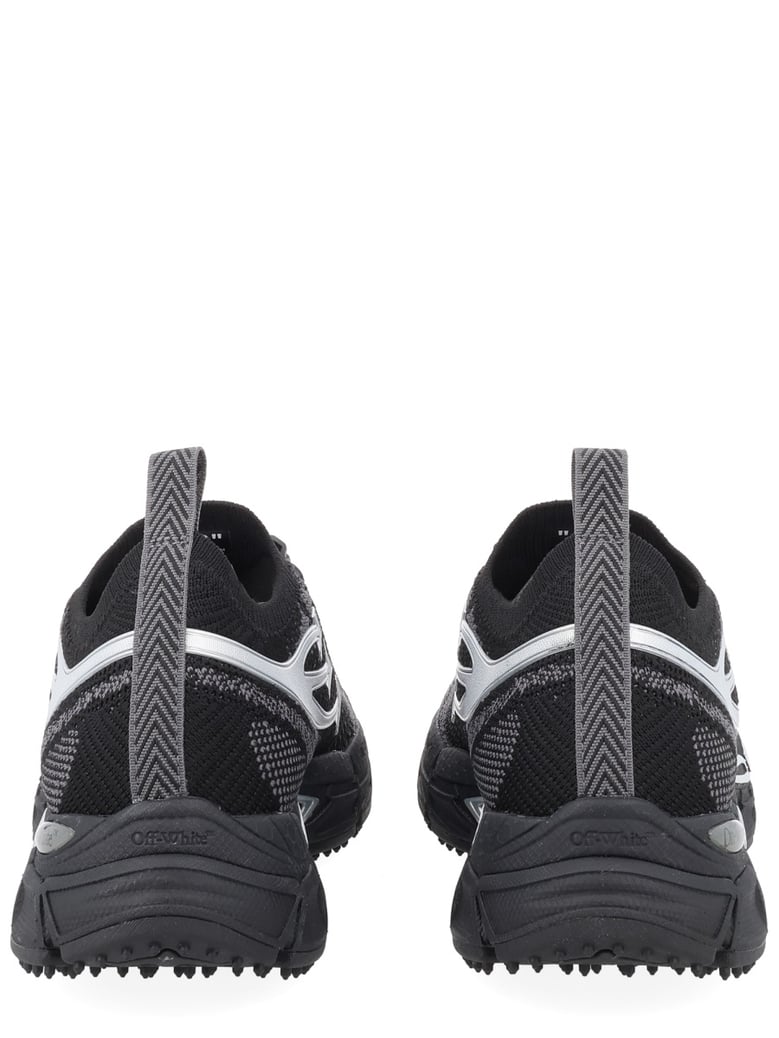 sneakers be right back silver by Selfnex