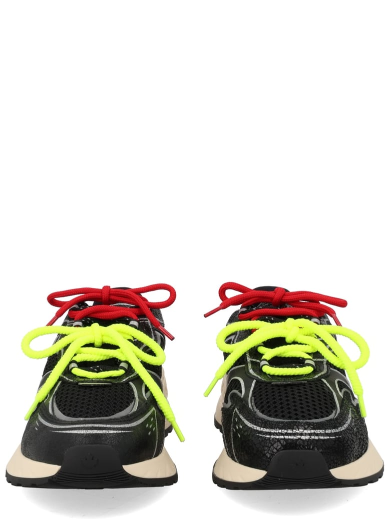sneaker sprinter in black by Selfnex