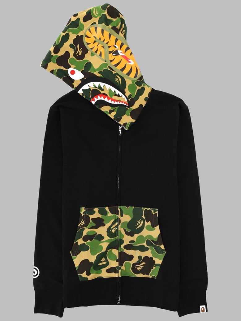 hooded sweatshirt shark black by Selfnex