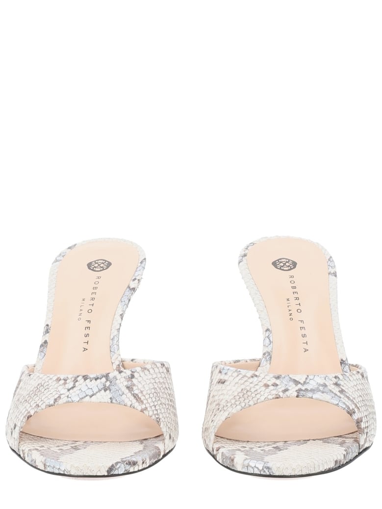 décolleté shoe by Selfnex