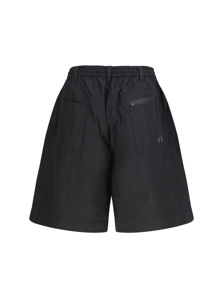 cargo bermuda shorts black by Selfnex