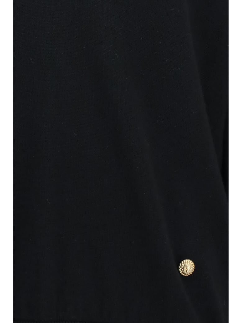 v-neck sweater, black by Selfnex