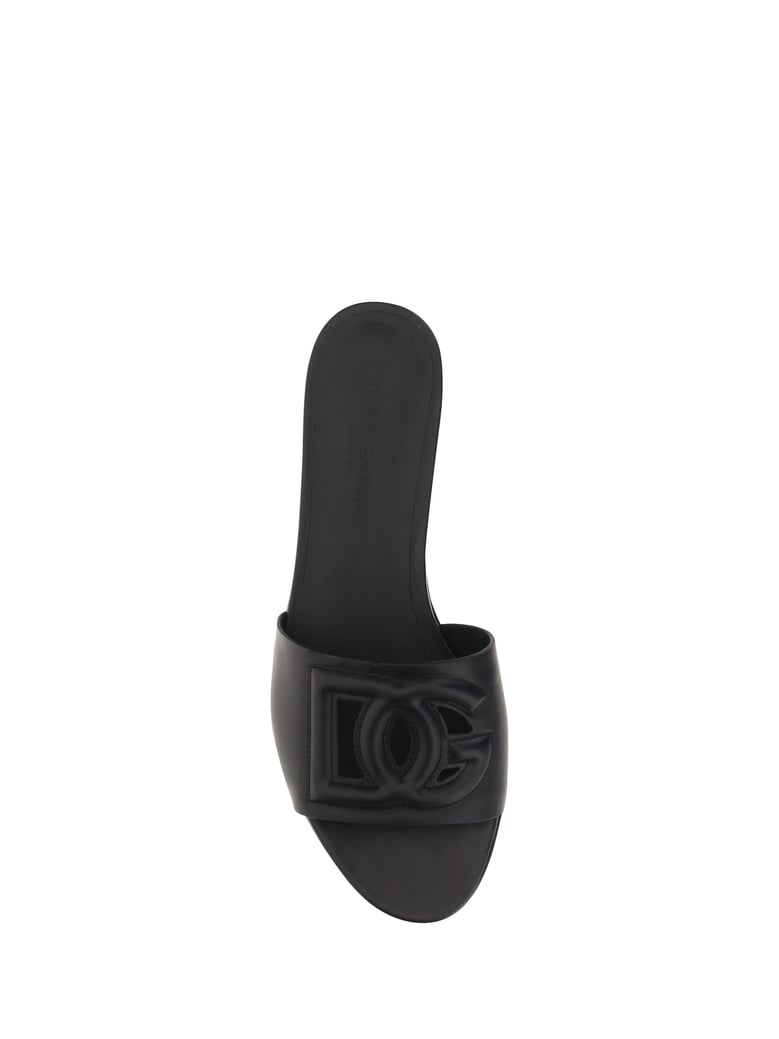 millenials sandals in nero by Selfnex