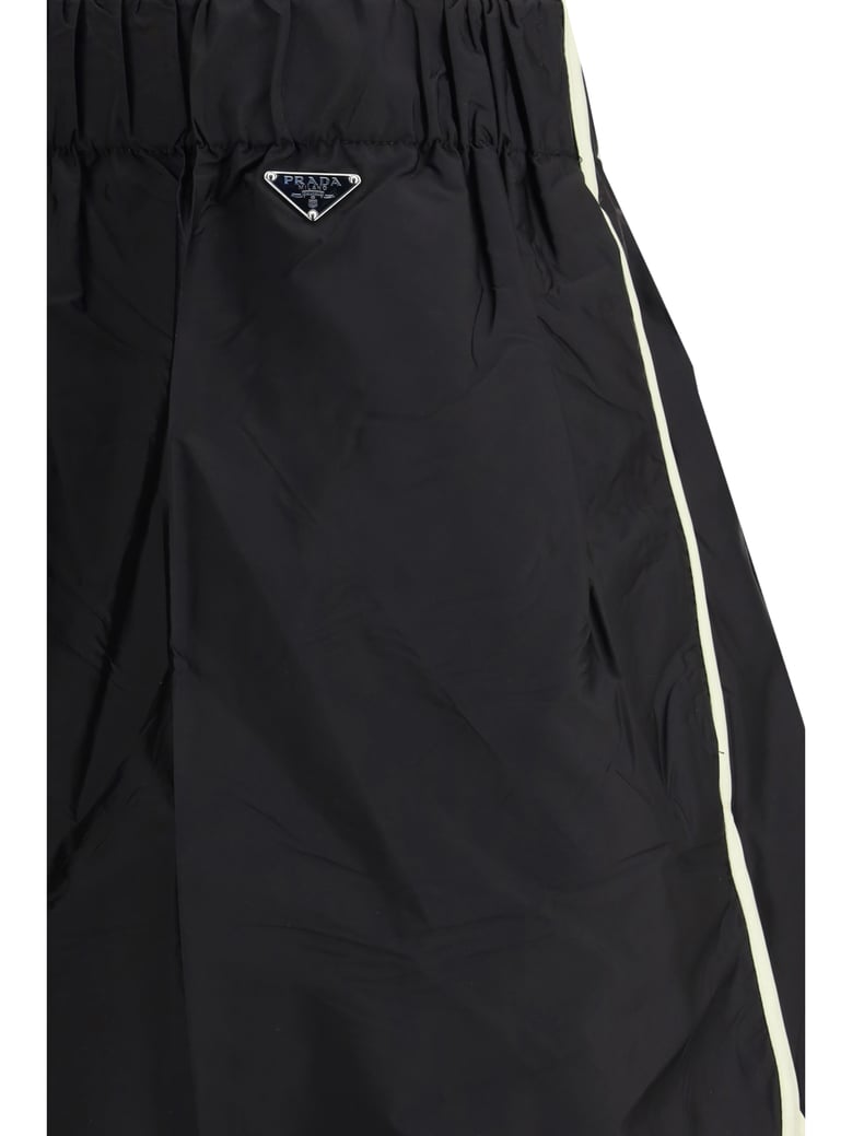 shorts re-nylon black/vanilla by Selfnex