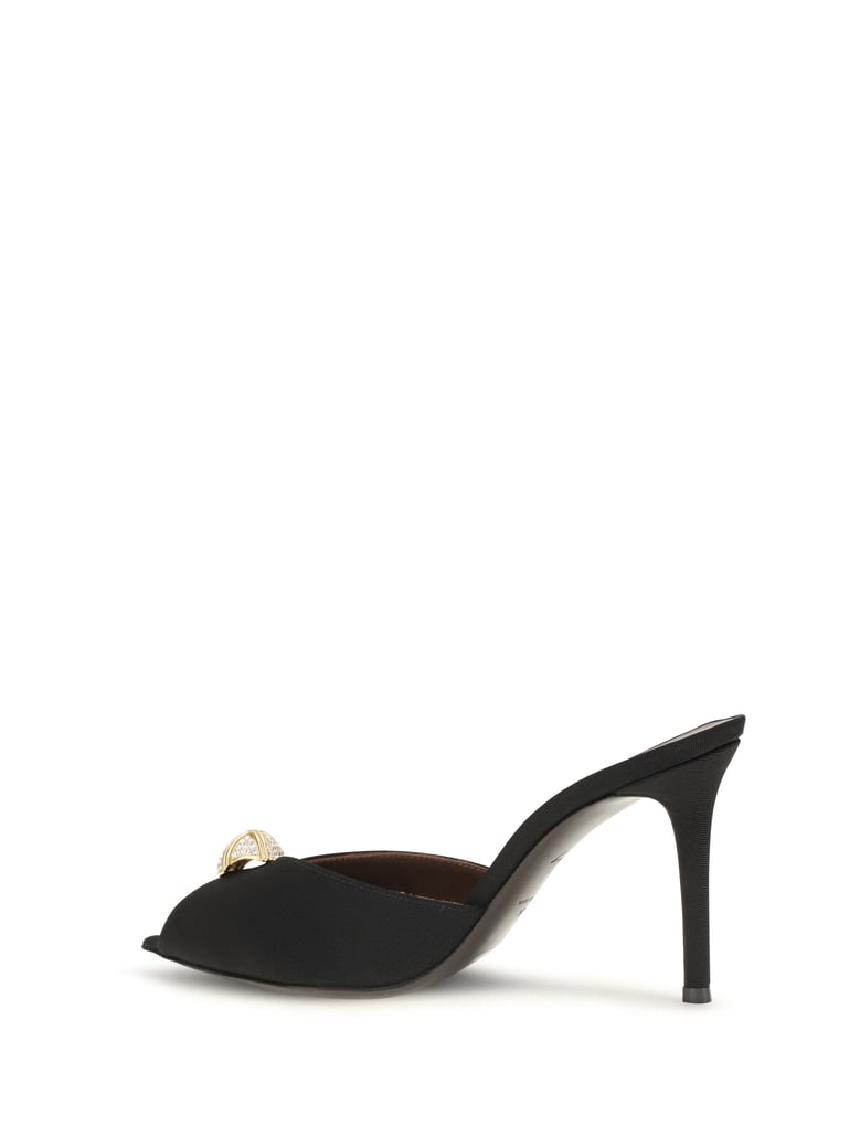 mule sandals intrigo black by Selfnex