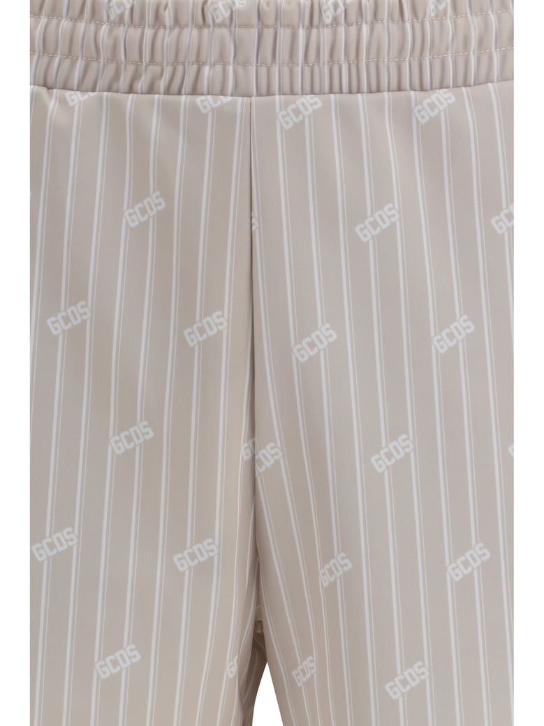 shorts sandshell/bone by Selfnex
