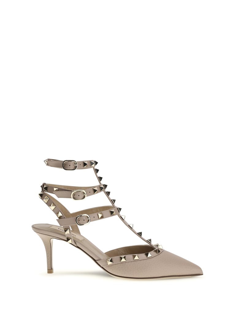 pumps rockstud powder pink by Selfnex
