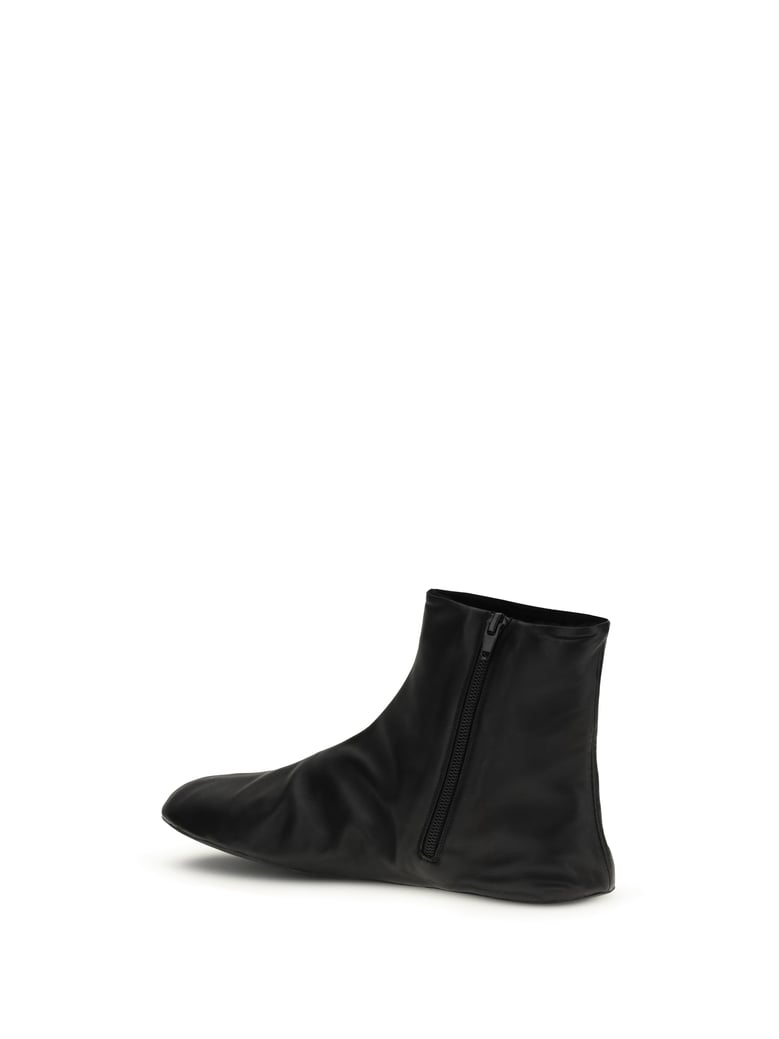 leather ankle boots black by Selfnex
