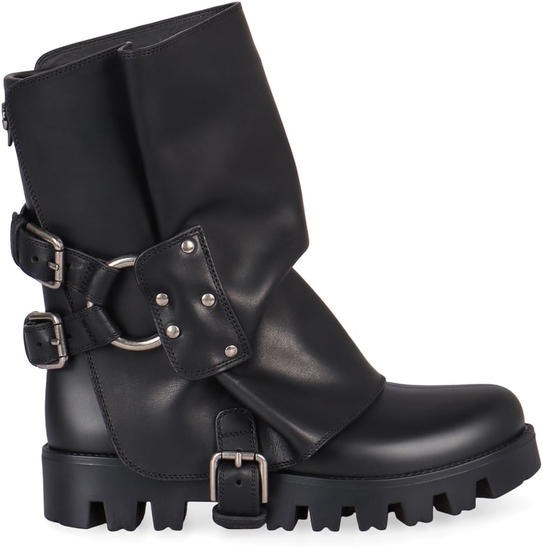 rubber and leather black boots by Selfnex