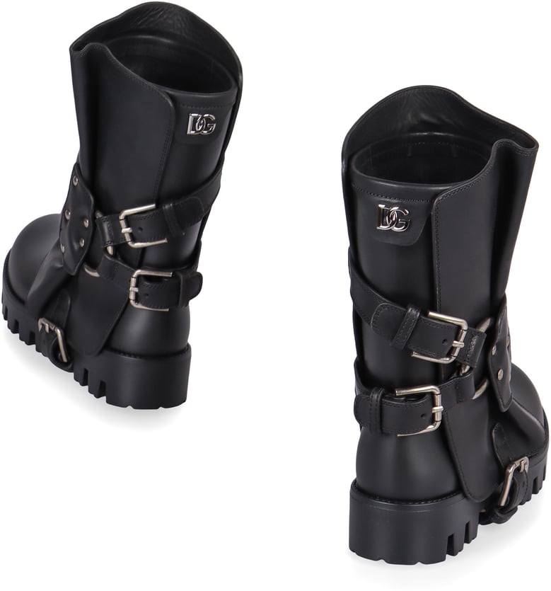 rubber and leather black boots by Selfnex