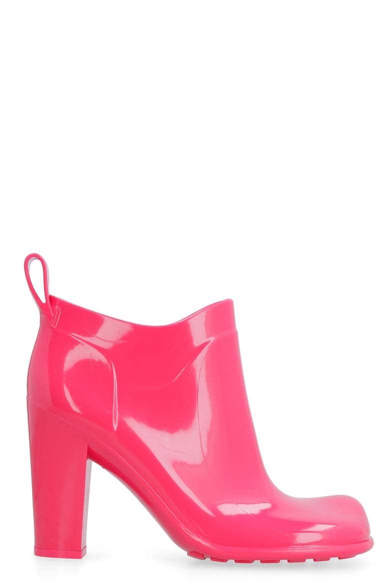 fuchsia shine ankle boots by Selfnex