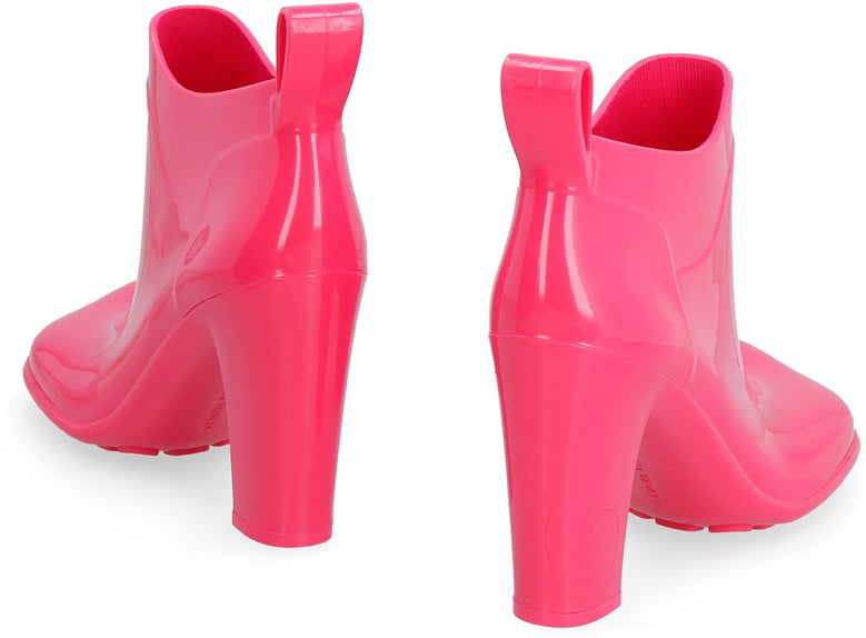 fuchsia shine ankle boots by Selfnex