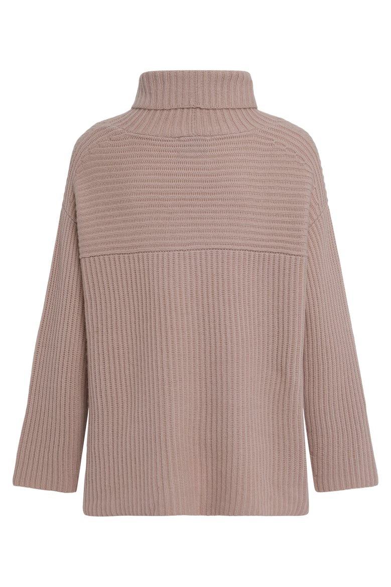 cashmere turtleneck sweater by Selfnex
