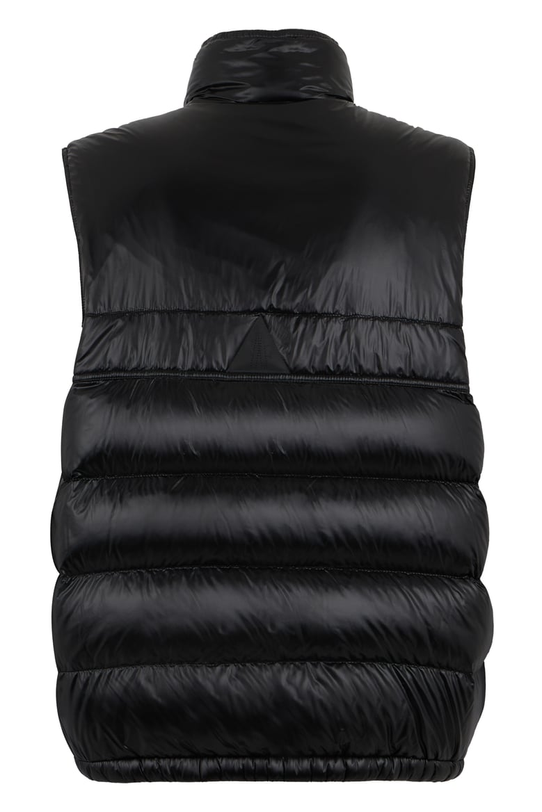 padded vest uychi black by Selfnex