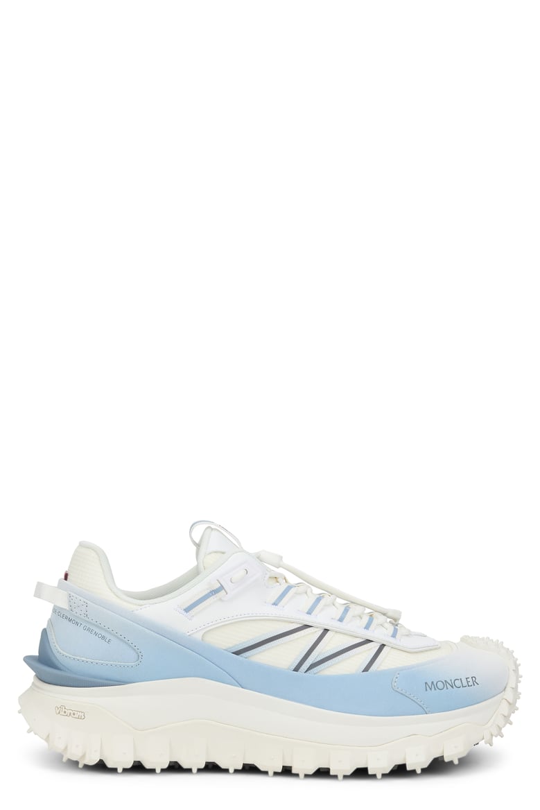 low-top sneakers trailgrip light blue by Selfnex