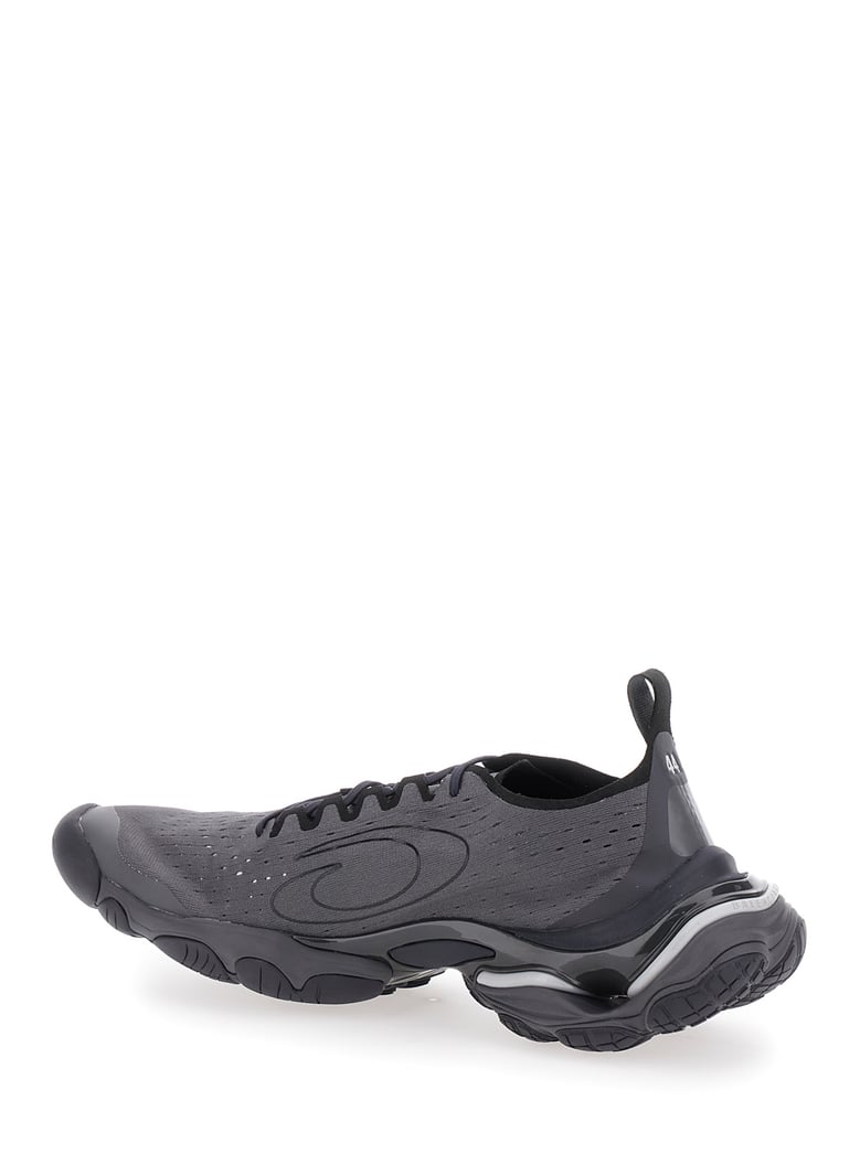 black sneaker with anatomical five-toe shape by Selfnex