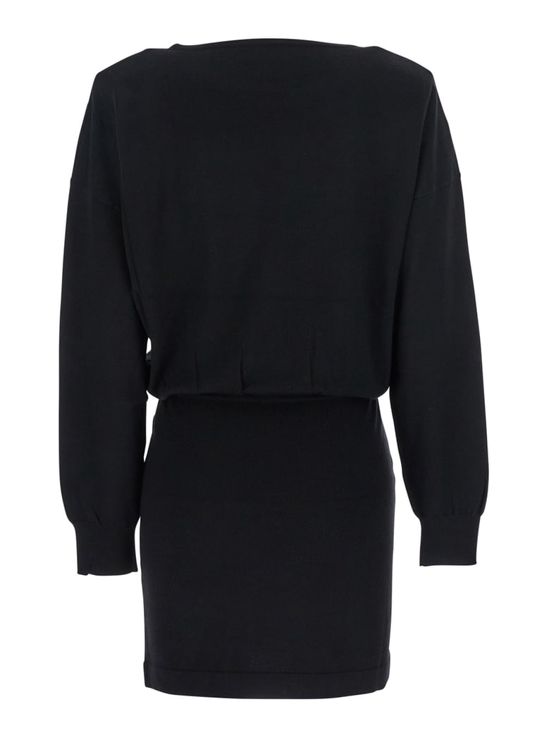 black dress with boat neck by Selfnex