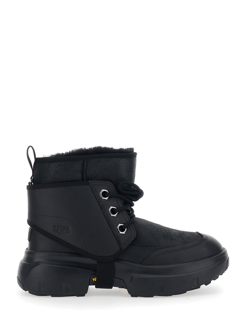 black leather blend ankle boots with platform sole by Selfnex