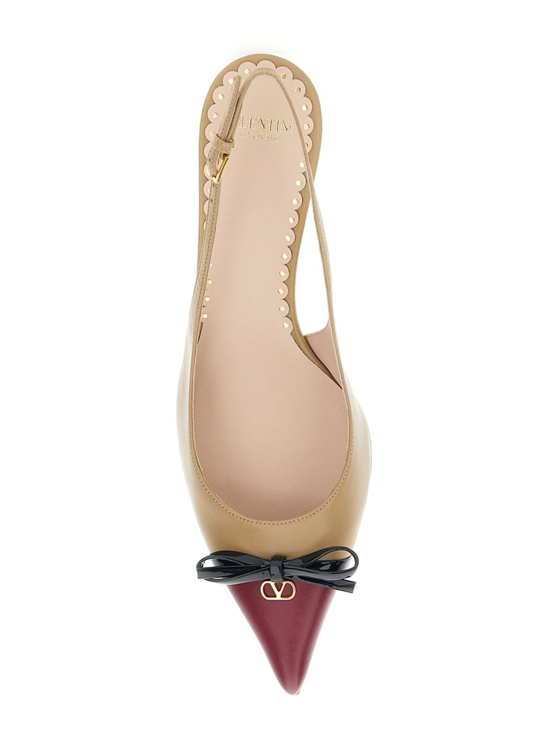 beige leather décolleté with bow and logo plaque by Selfnex
