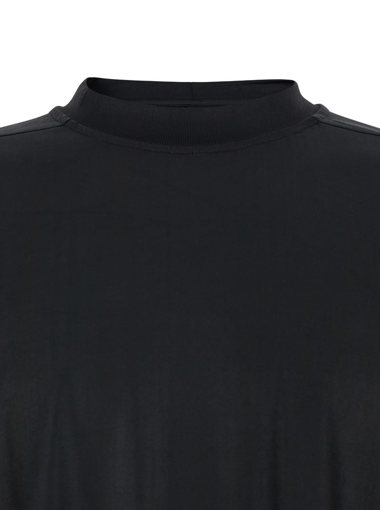 crew neck t-shirt black tech fabric by Selfnex