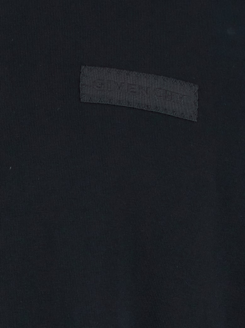 t-shirt with logo patch, black by Selfnex