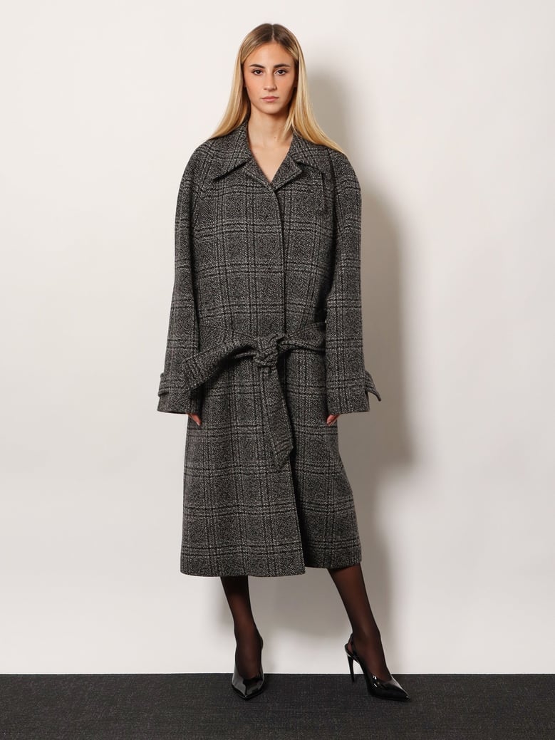 one layer raglan wool coat by Selfnex