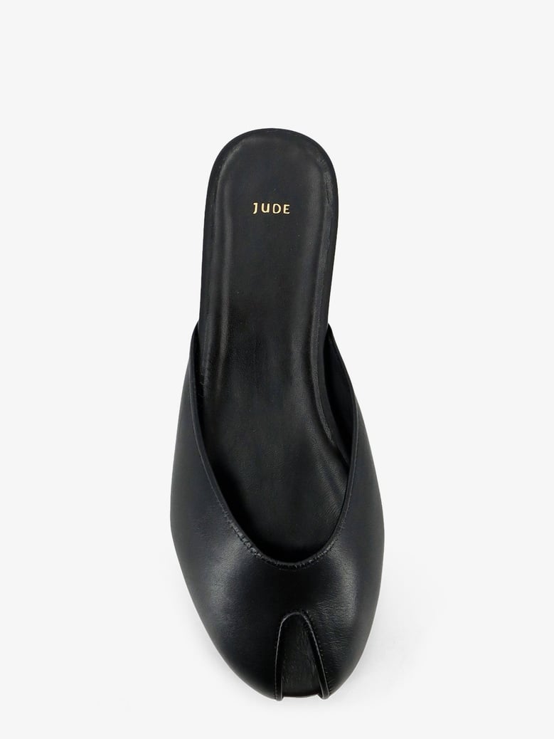sandals date flat leather black by Selfnex