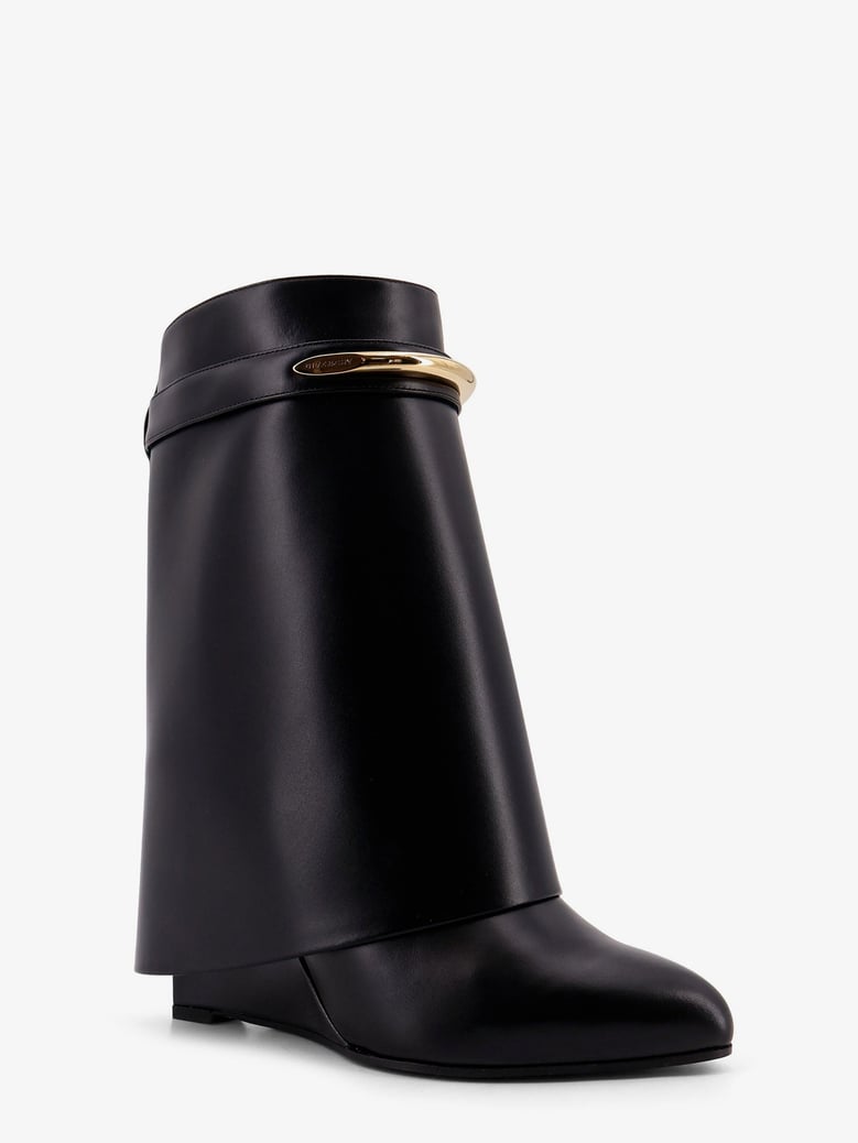 boots shark leather by Selfnex