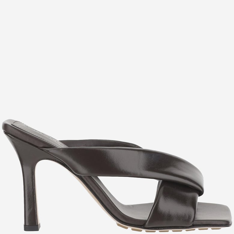 riva sandals in shiny leather by Selfnex